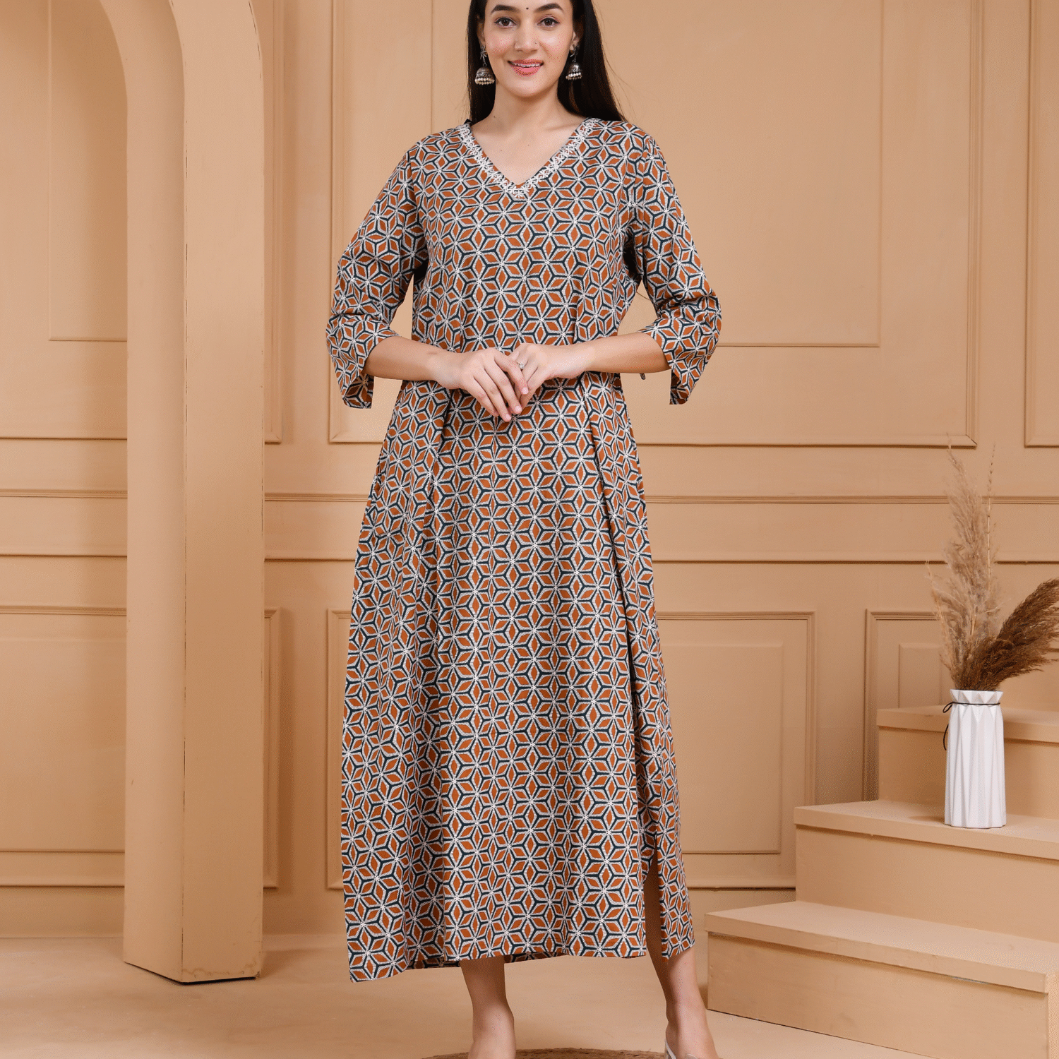 Women Vibrant Blockprint V-Neck Long Kurti