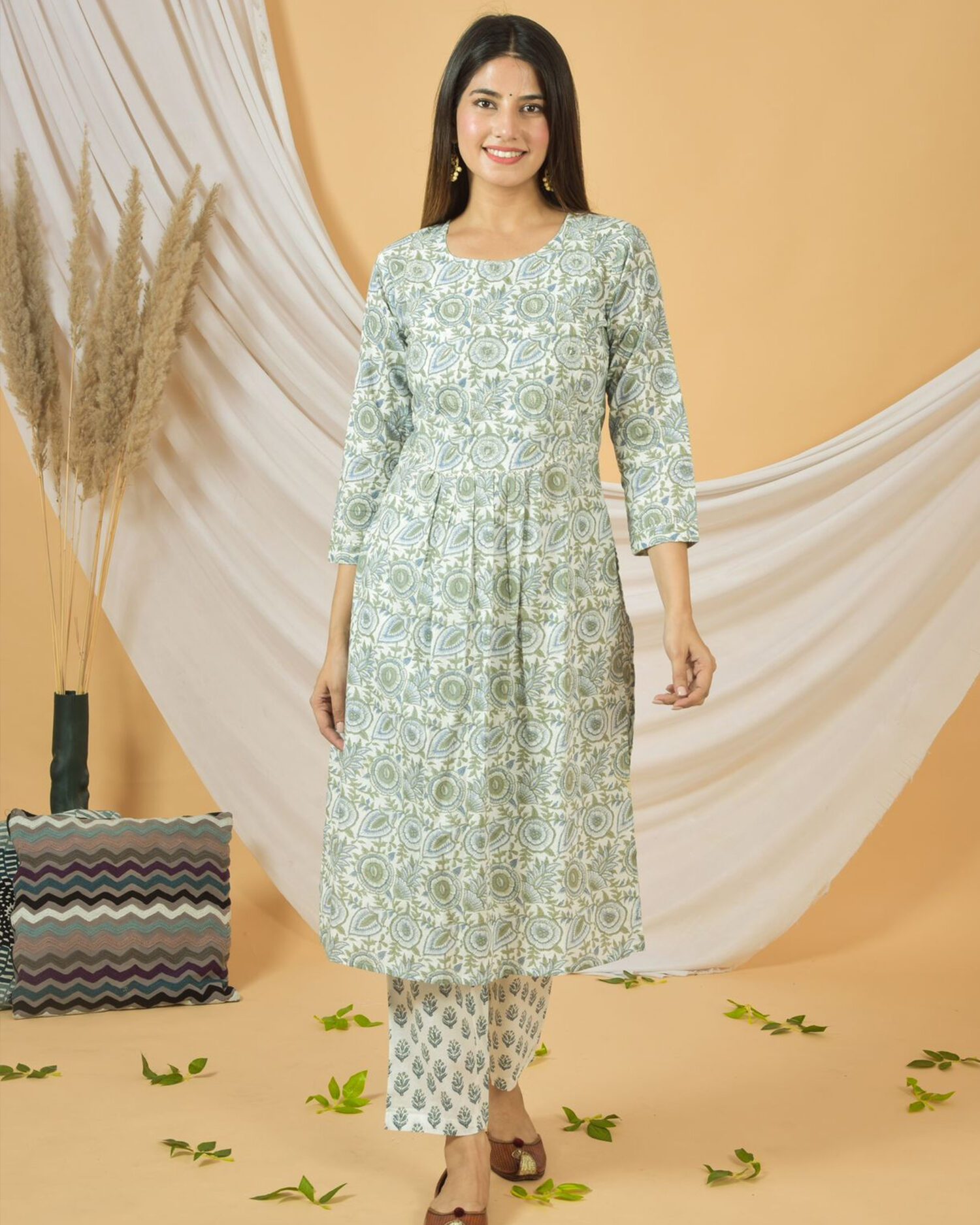 floral printed two-piece kurta with pant