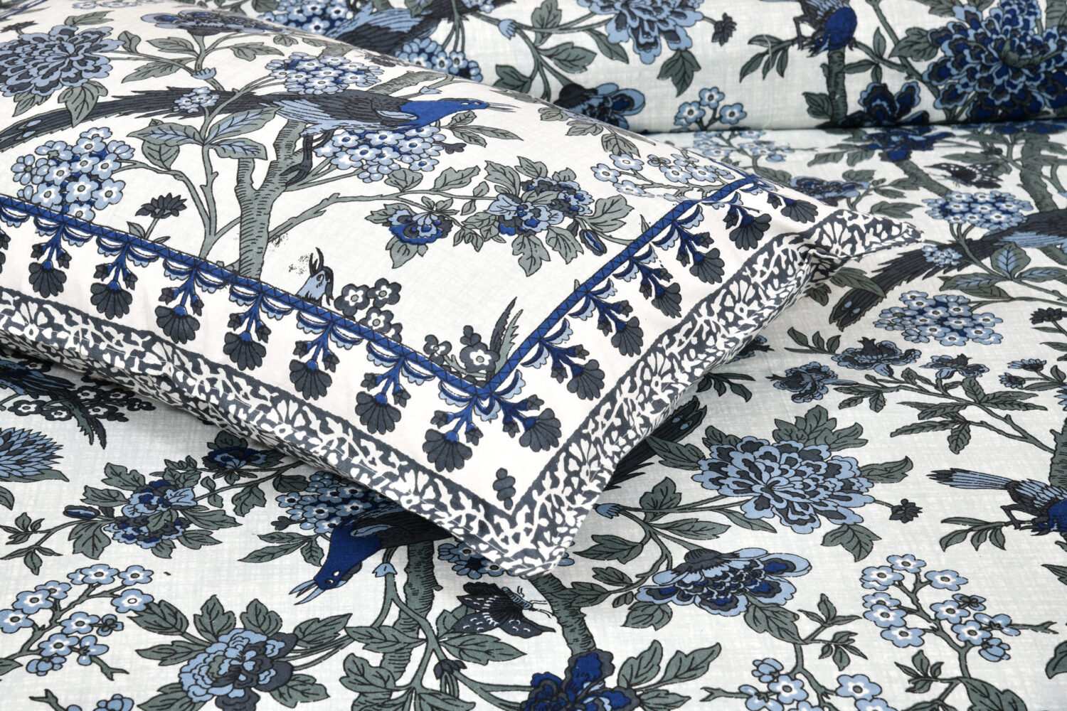 Dark Blue Bird Printed Bed Sheet