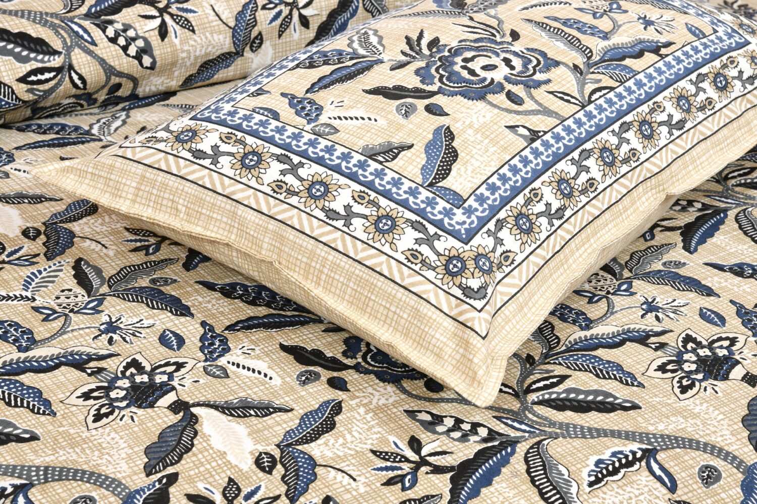 Brown Cotton Double Bed Sheet Set